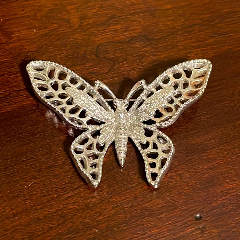 Sarah Cov / Vintage Butterfly Brooch / Silver Filigree Butterfly